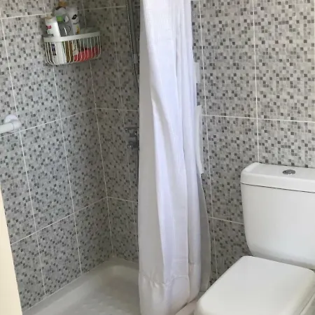 Blue Lagoon One Bedroom لارنكا